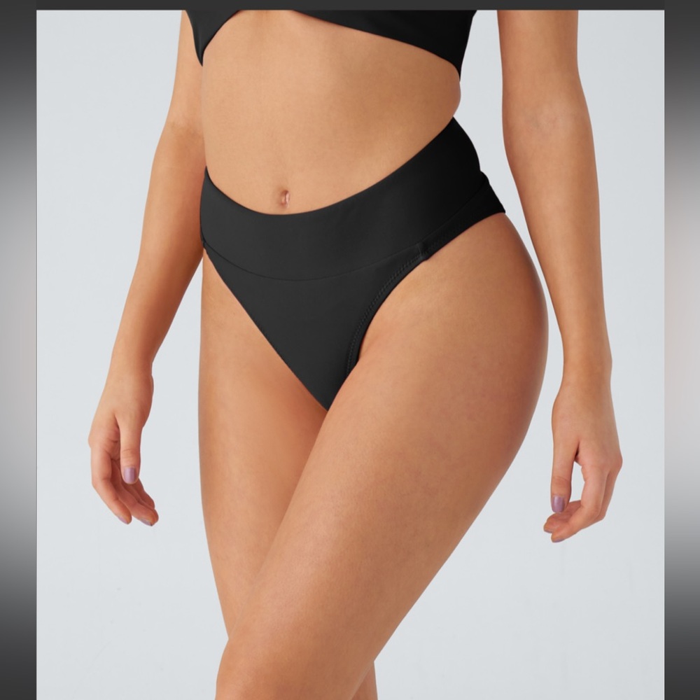 Halara Mid Rise‎ High Cut Bikini Bottom Swimsuit